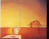 萨尔瓦多 达利 : 有着五米长附加物的杯子-Metre Appendage